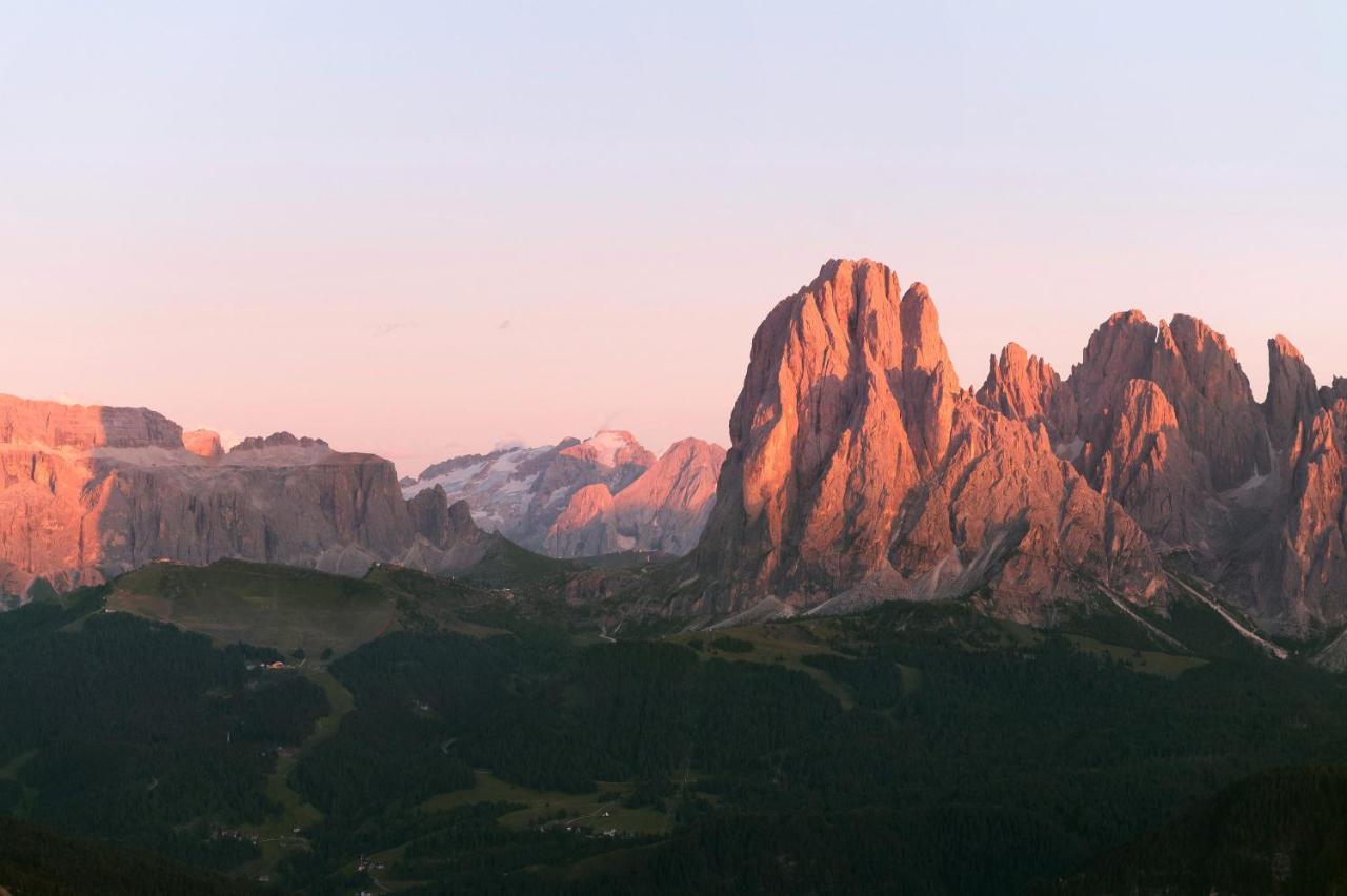 Villa Solinda App Rossini Selva di Val Gardena Ngoại thất bức ảnh