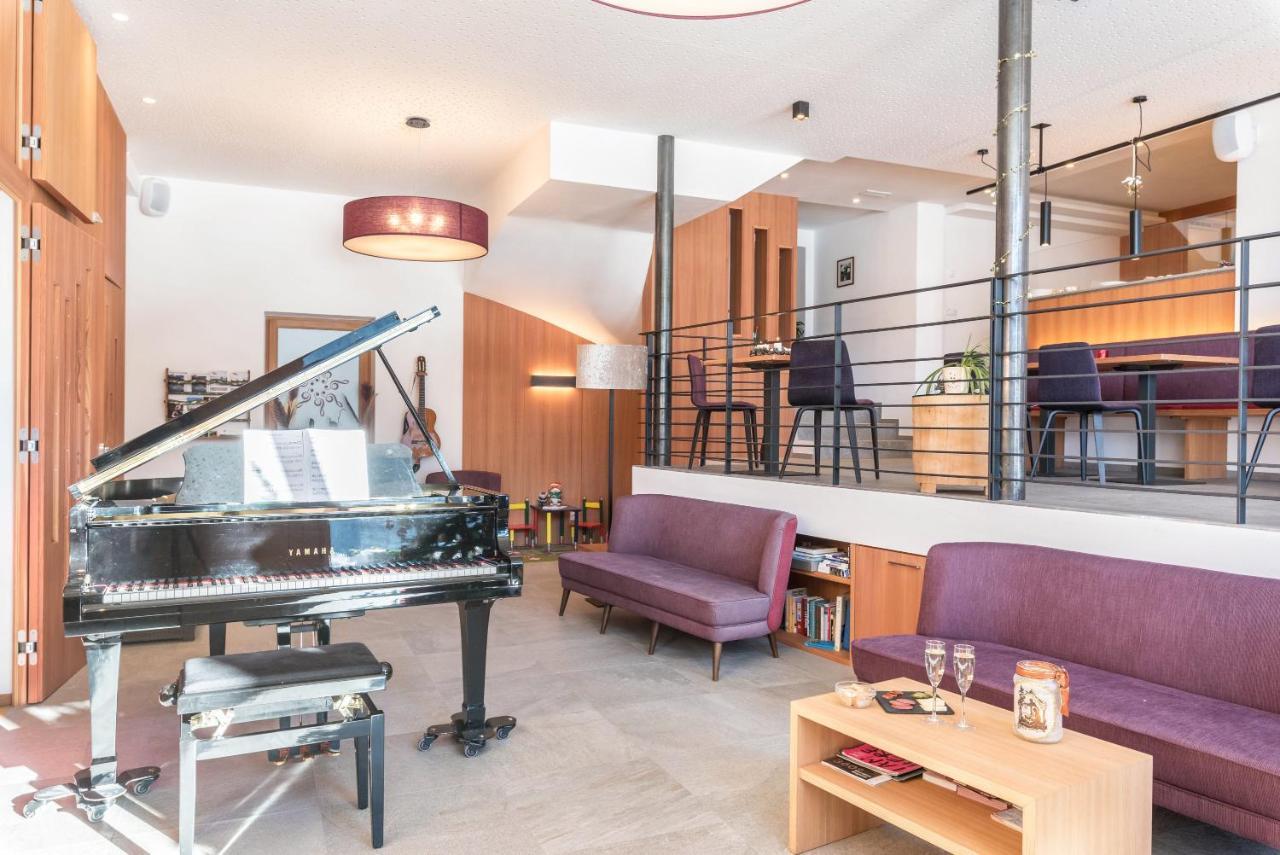 Villa Solinda App Rossini Selva di Val Gardena Ngoại thất bức ảnh
