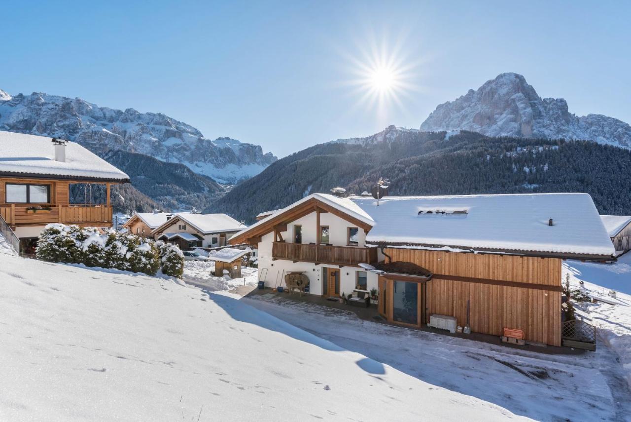 Villa Solinda App Rossini Selva di Val Gardena Ngoại thất bức ảnh